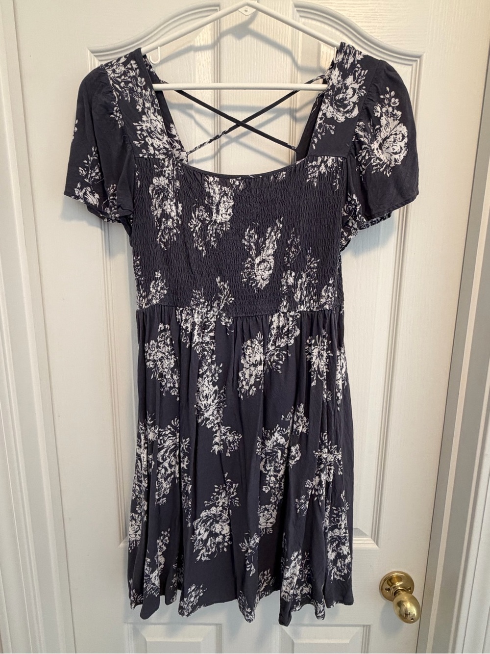 Maurices Blue/Gray and White Floral Smocked Mini Dress Women’s Medium